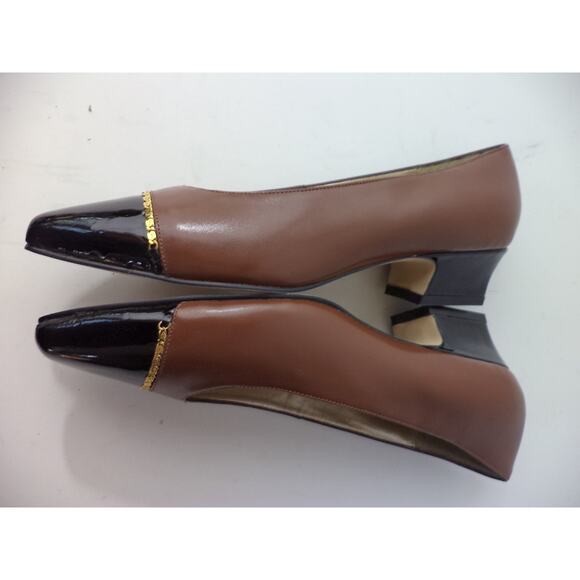 ETIENNE AIGNER TAMMY BROWN SMOOTH & BLACK PATENT LEATHER LOW HEEL PUMP SHOE 6.5M - Picture 6 of 7